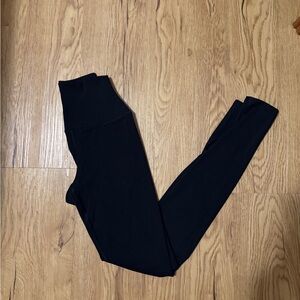 ALO | BLACK AIRLIFT LEGGING